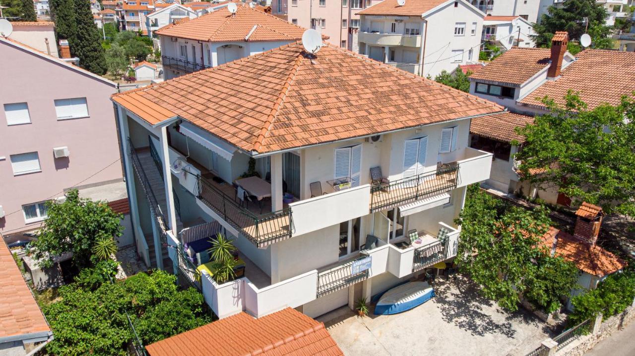 Apartments Vice Trogir Extérieur photo