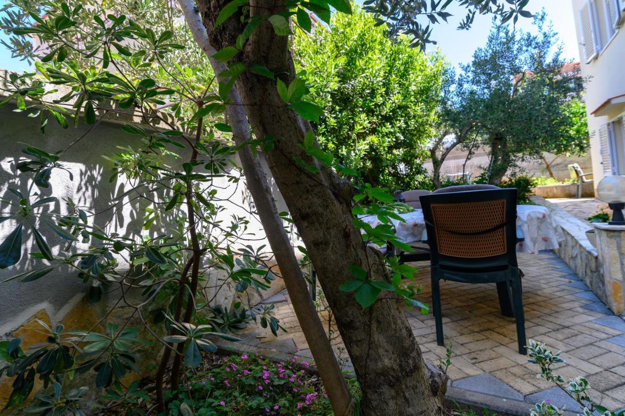 Apartments Vice Trogir Extérieur photo