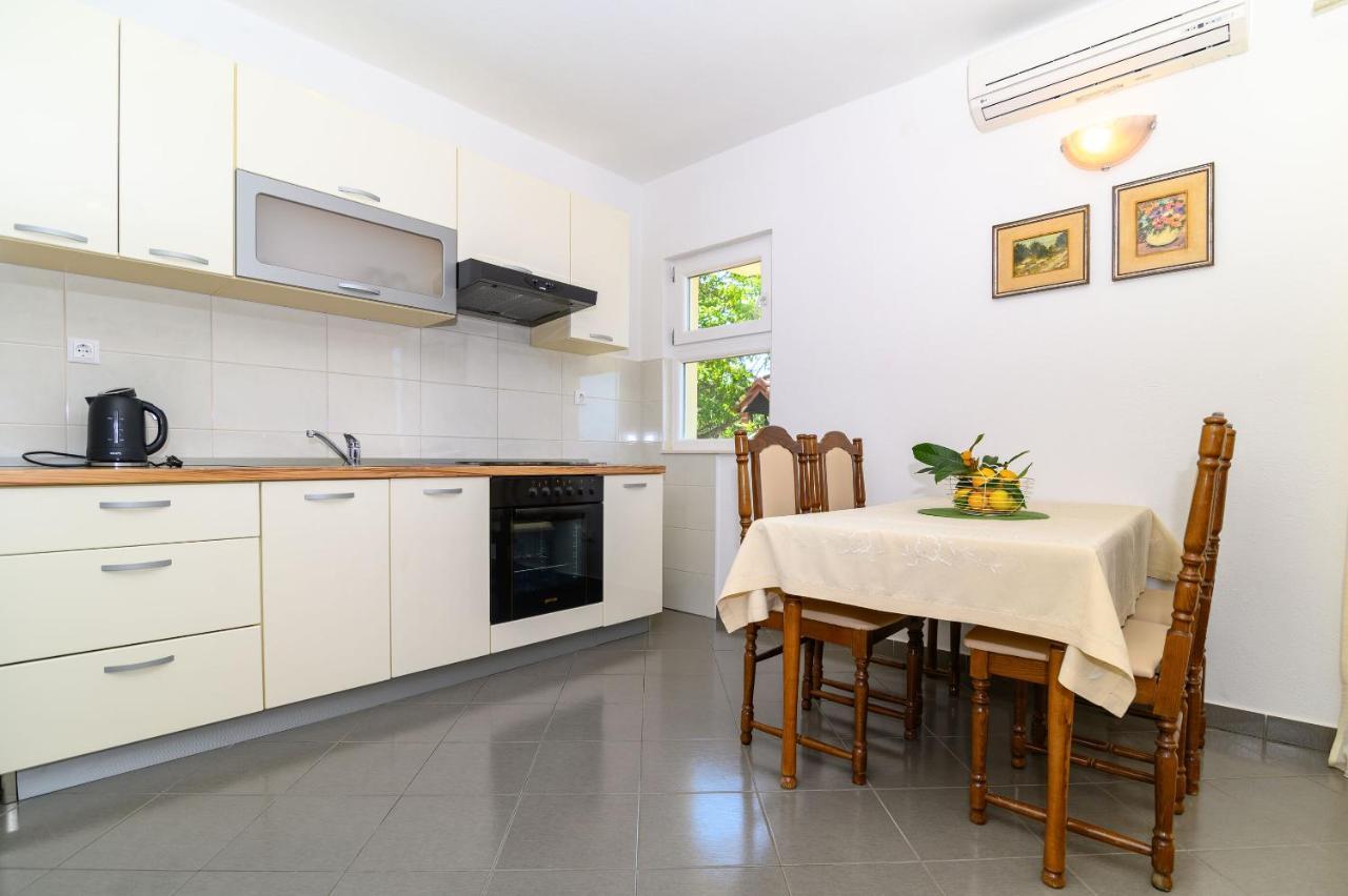 Apartments Vice Trogir Extérieur photo