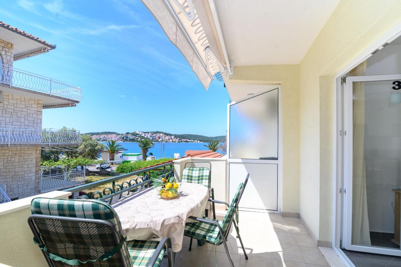 Apartments Vice Trogir Extérieur photo